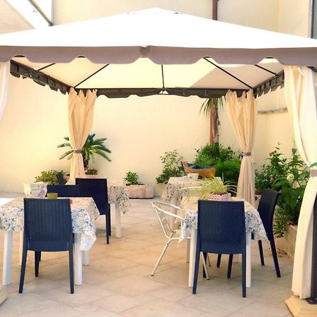 Bed and Breakfast Le Grotte Castro  Zewnętrze zdjęcie